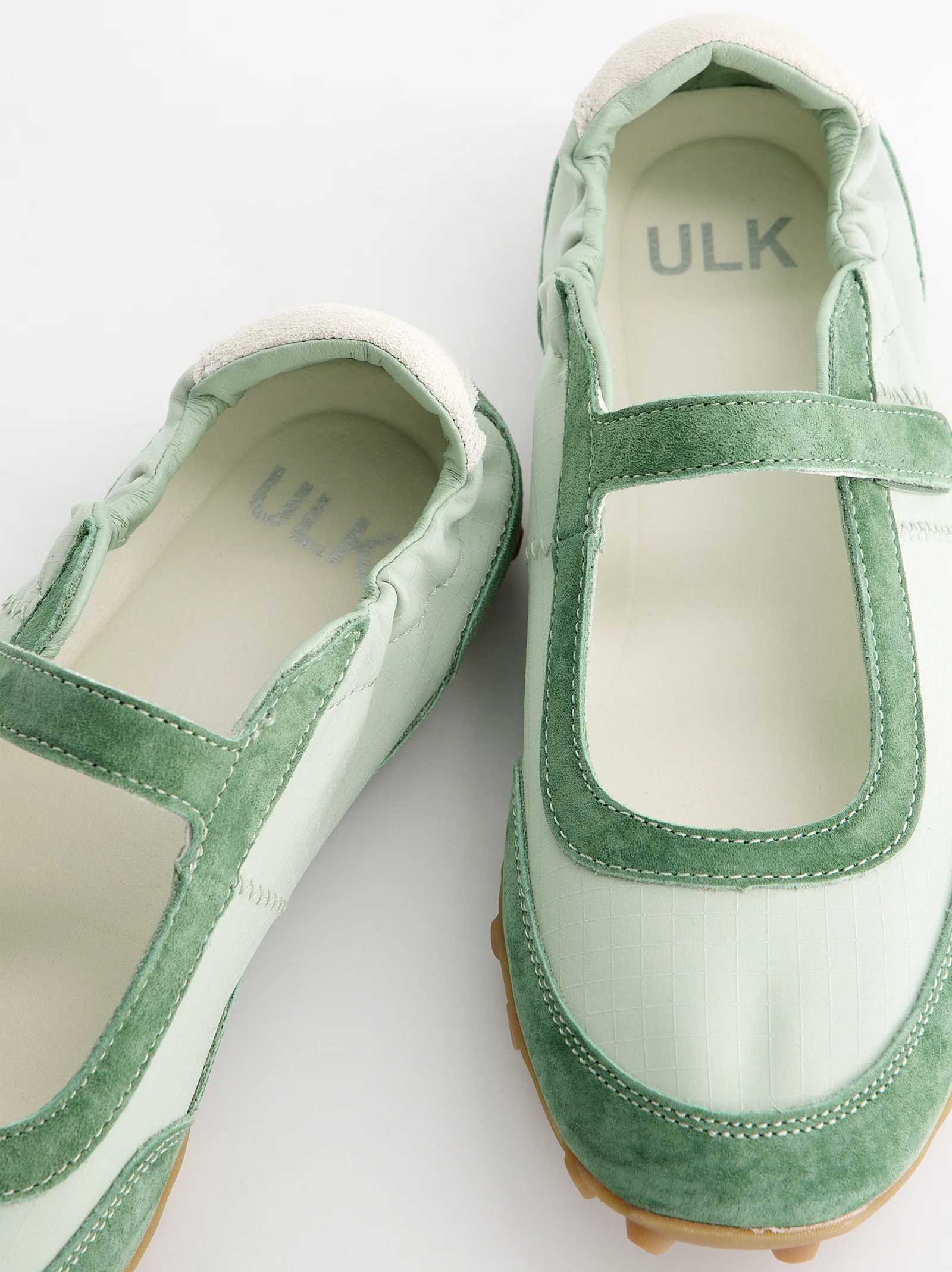 Bailarinas deportivas fruncidas de ante - Krown - Image 3