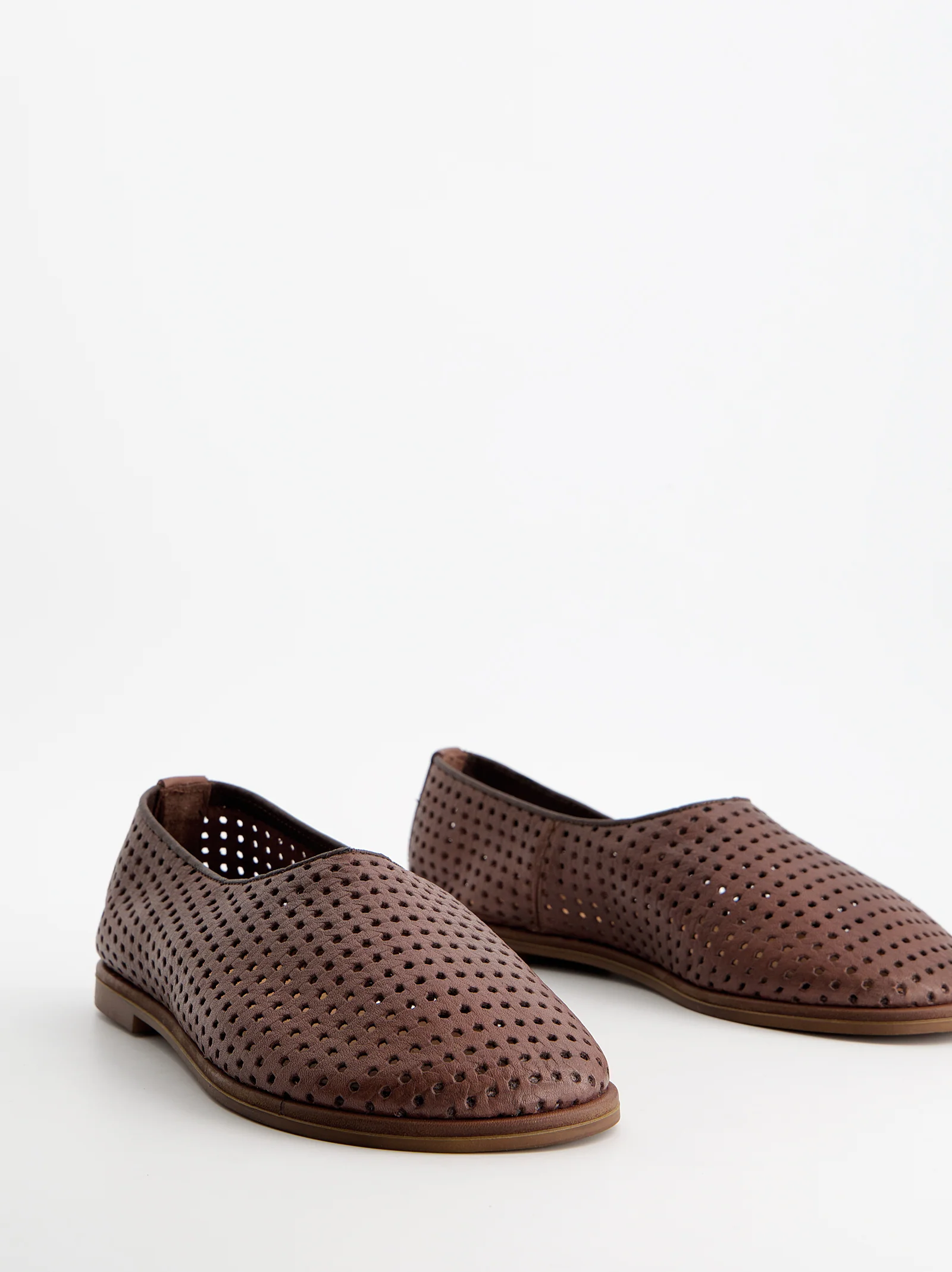 Bailarinas tipo mocasín en piel troquelada - Lualaba - Image 5