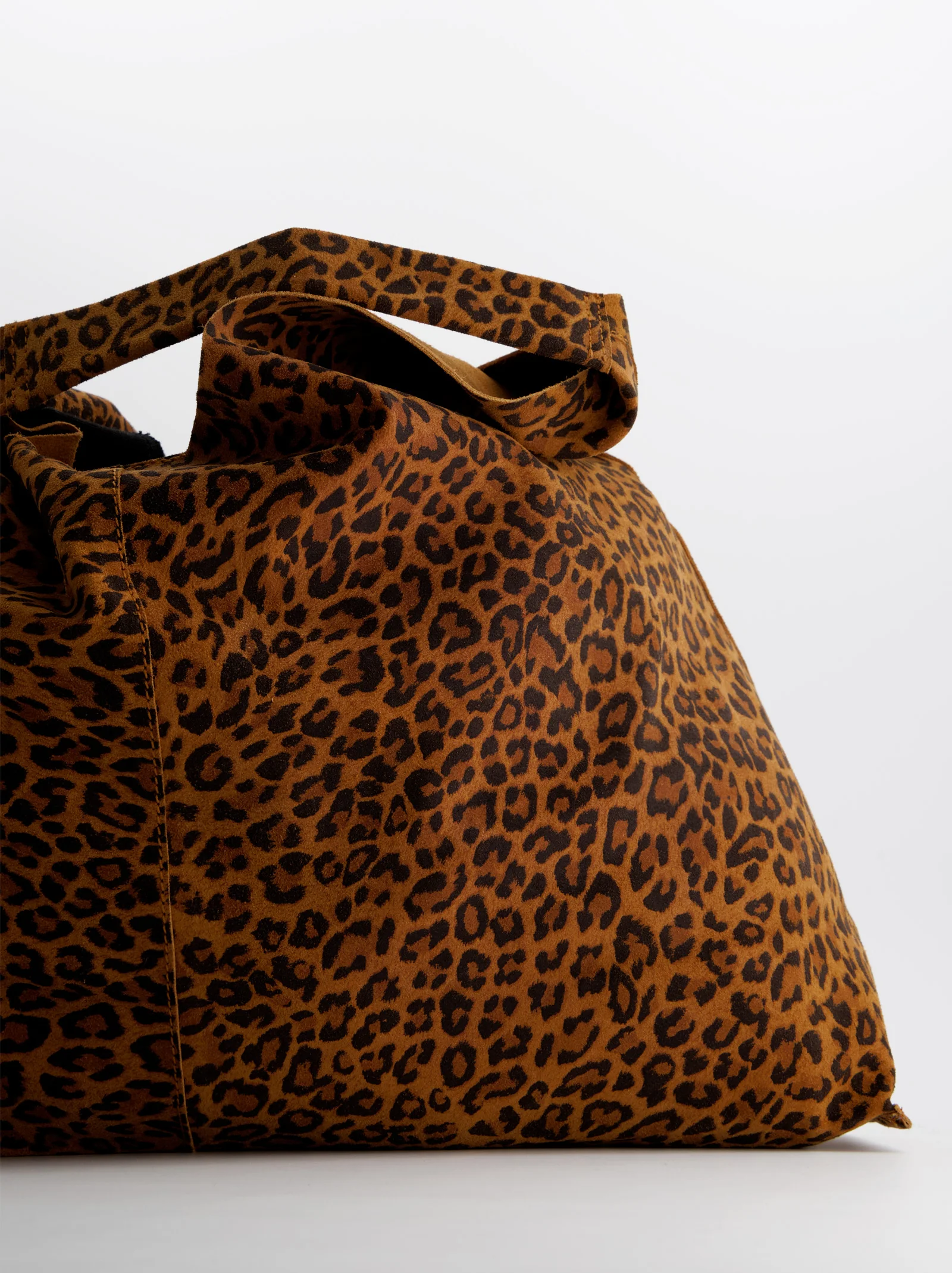Bolso hobo de piel animal print - Fede Maxi - Image 3