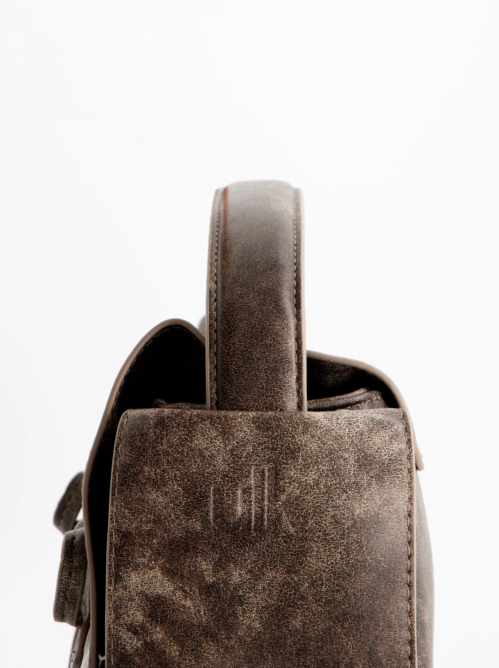 Bolso mini de mano con fruncido - ULK Neiva - Image 4