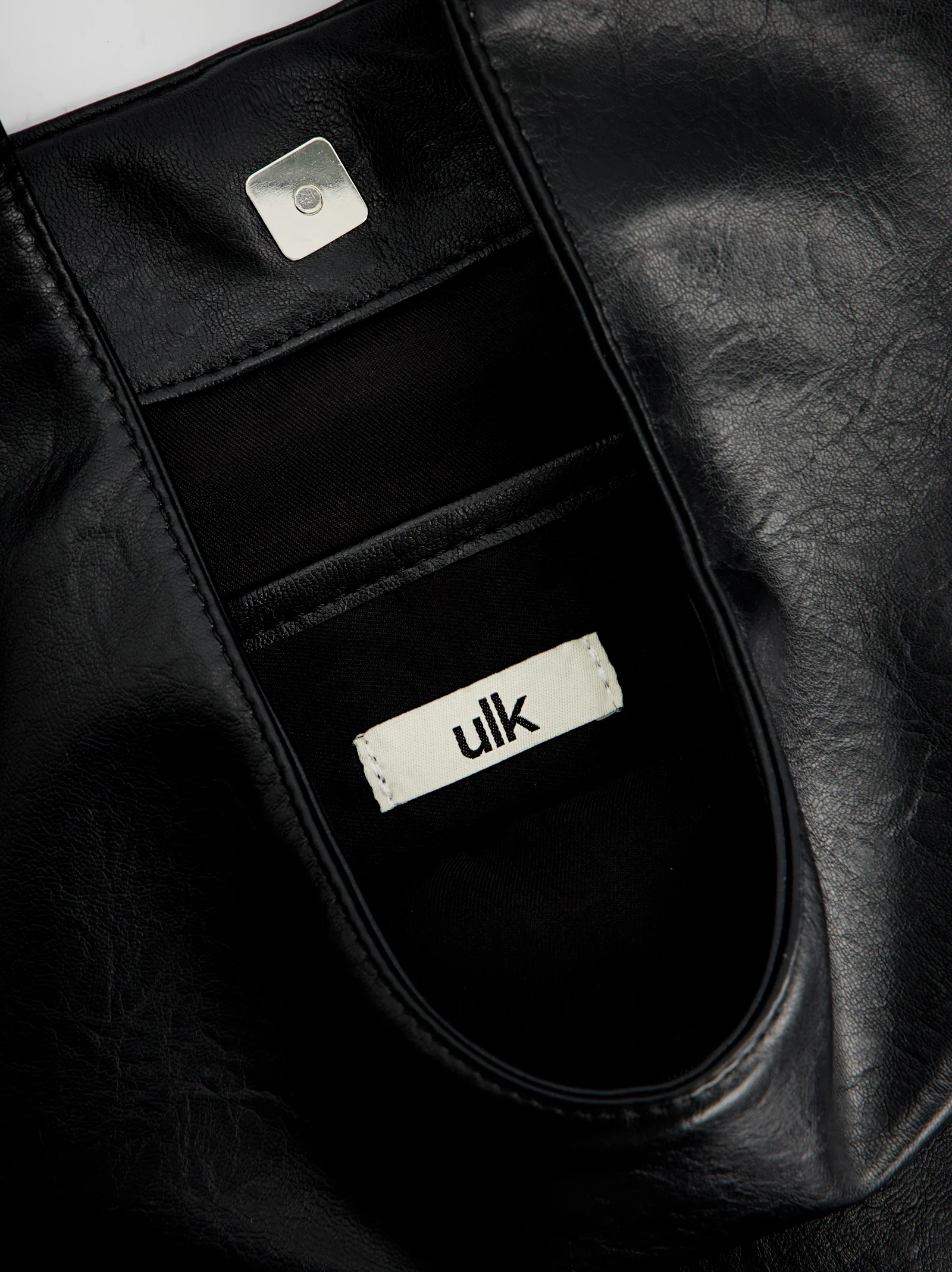 Bolso negro hobo efecto piel - ULK Oluv - Image 5