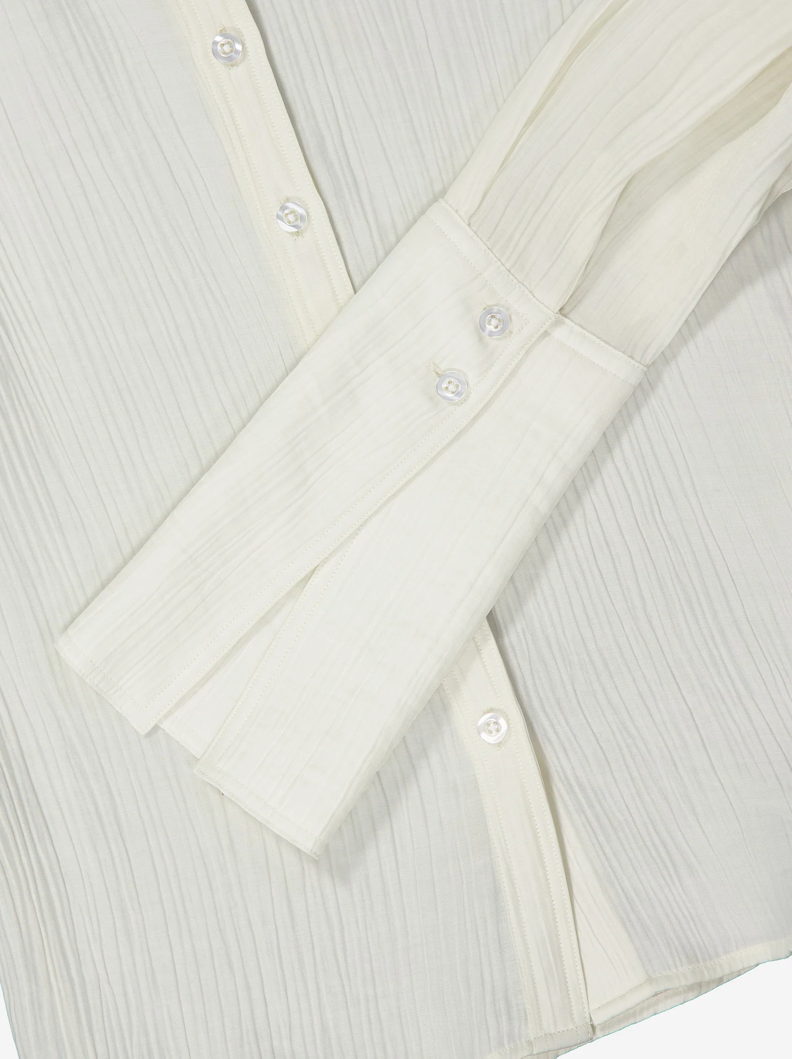 Camisa textura detalle manga blanca - Camuleta - Image 5