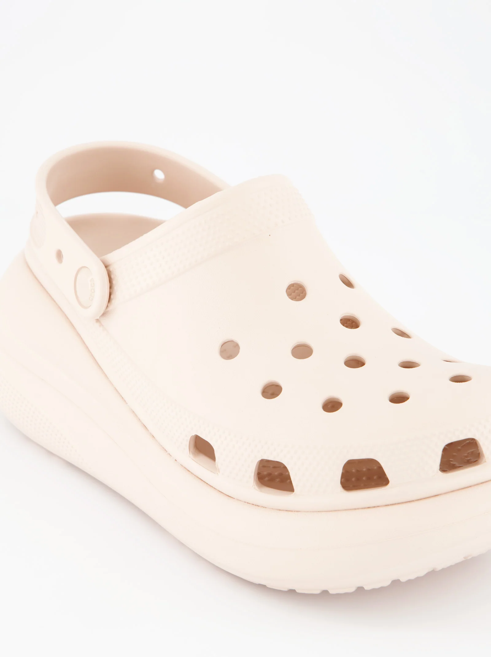 Zuecos de goma con plataforma Crocs Crush - Image 4
