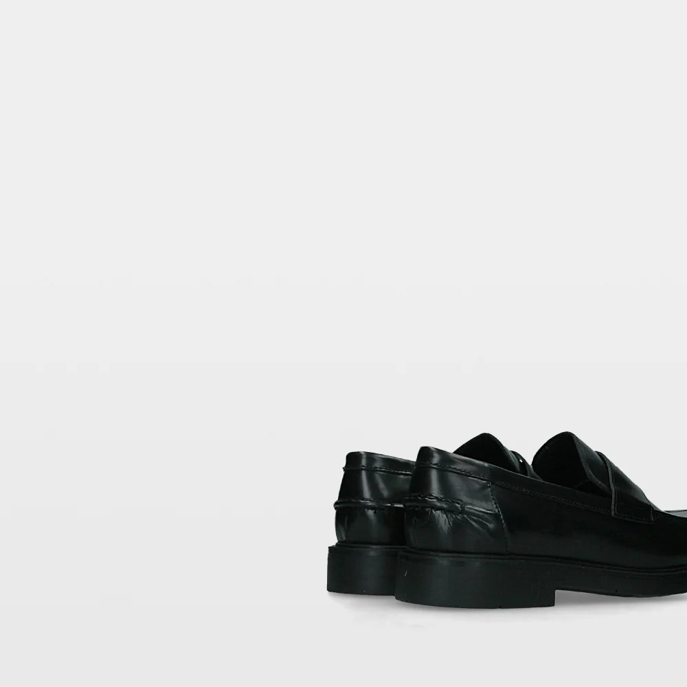 Essentials by Ulanka Cardi - Mocasines - Image 4
