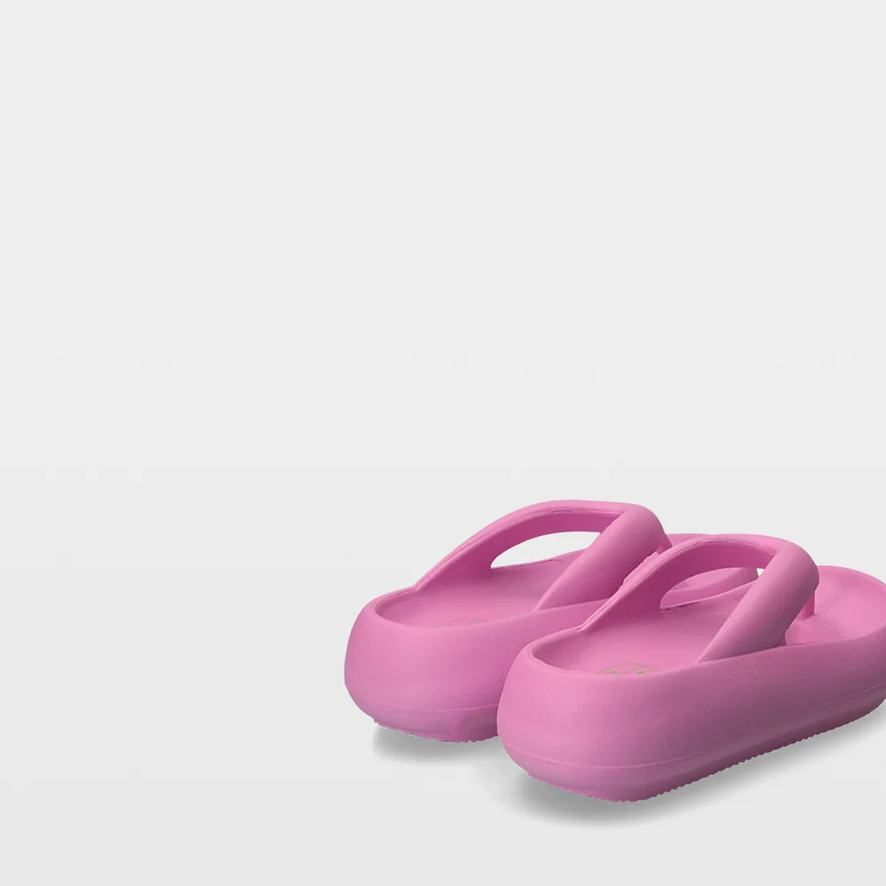 Gang by Ulanka Reid - Chanclas - Image 4