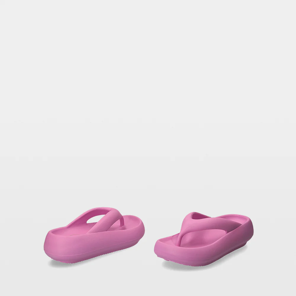 Gang by Ulanka Reid - Chanclas - Image 6