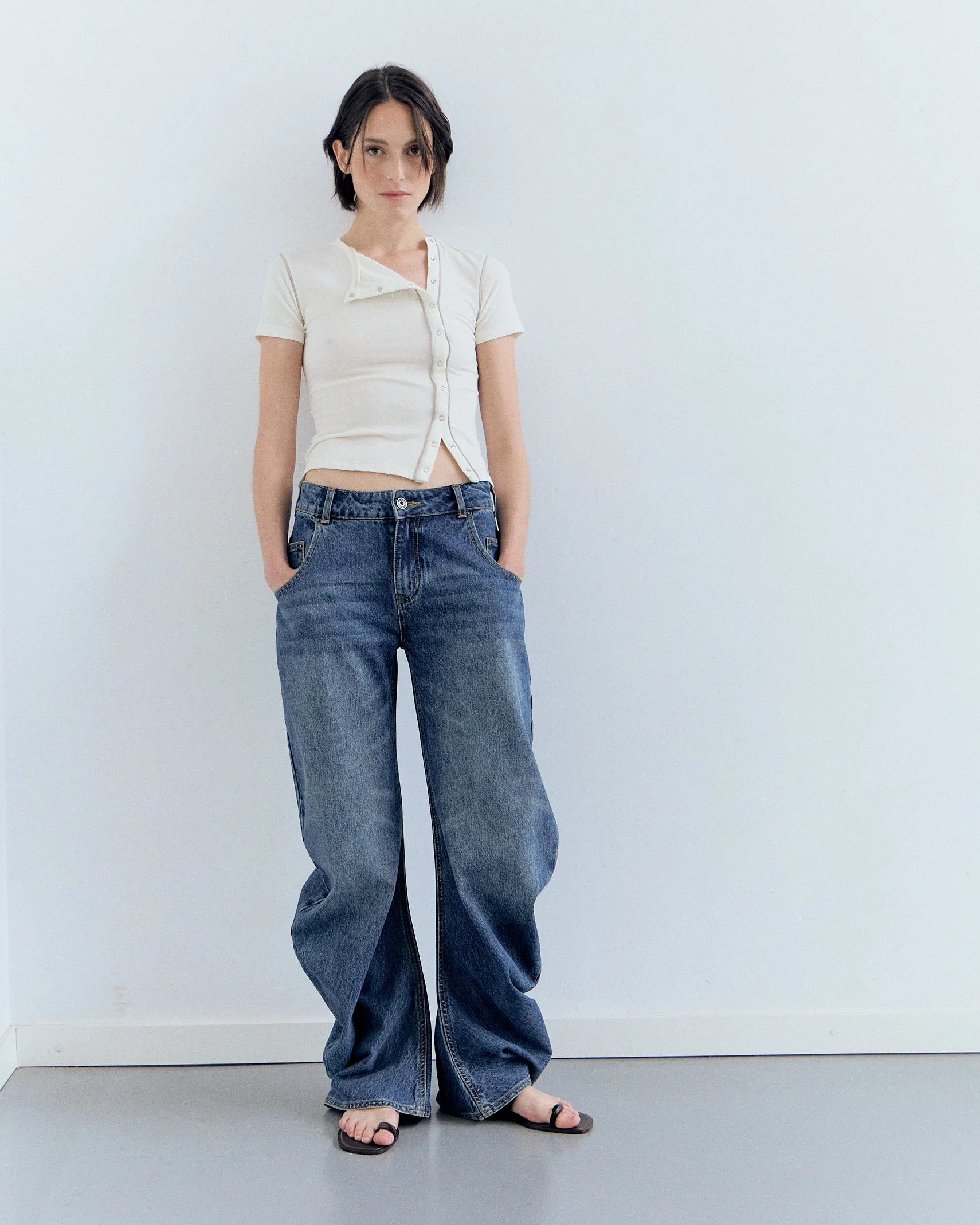 Jeans de pernera curva - Jones
