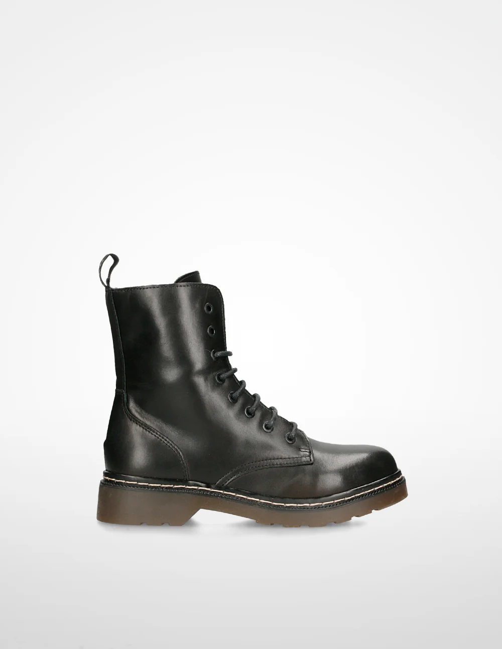 Musse and Cloud Efany - Botines militares