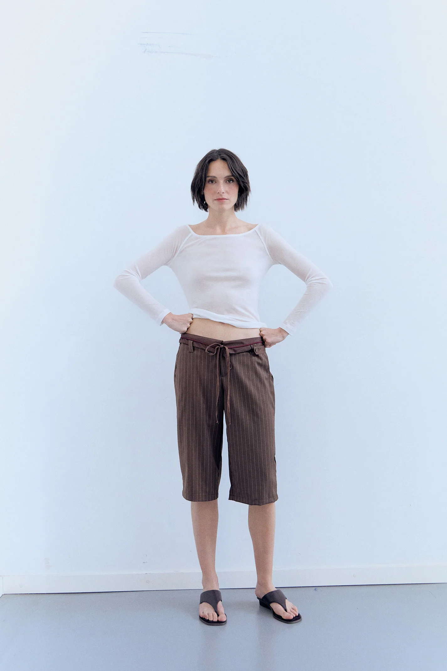 Bermudas de raya diplomática con tira lateral - Iria - Image 2