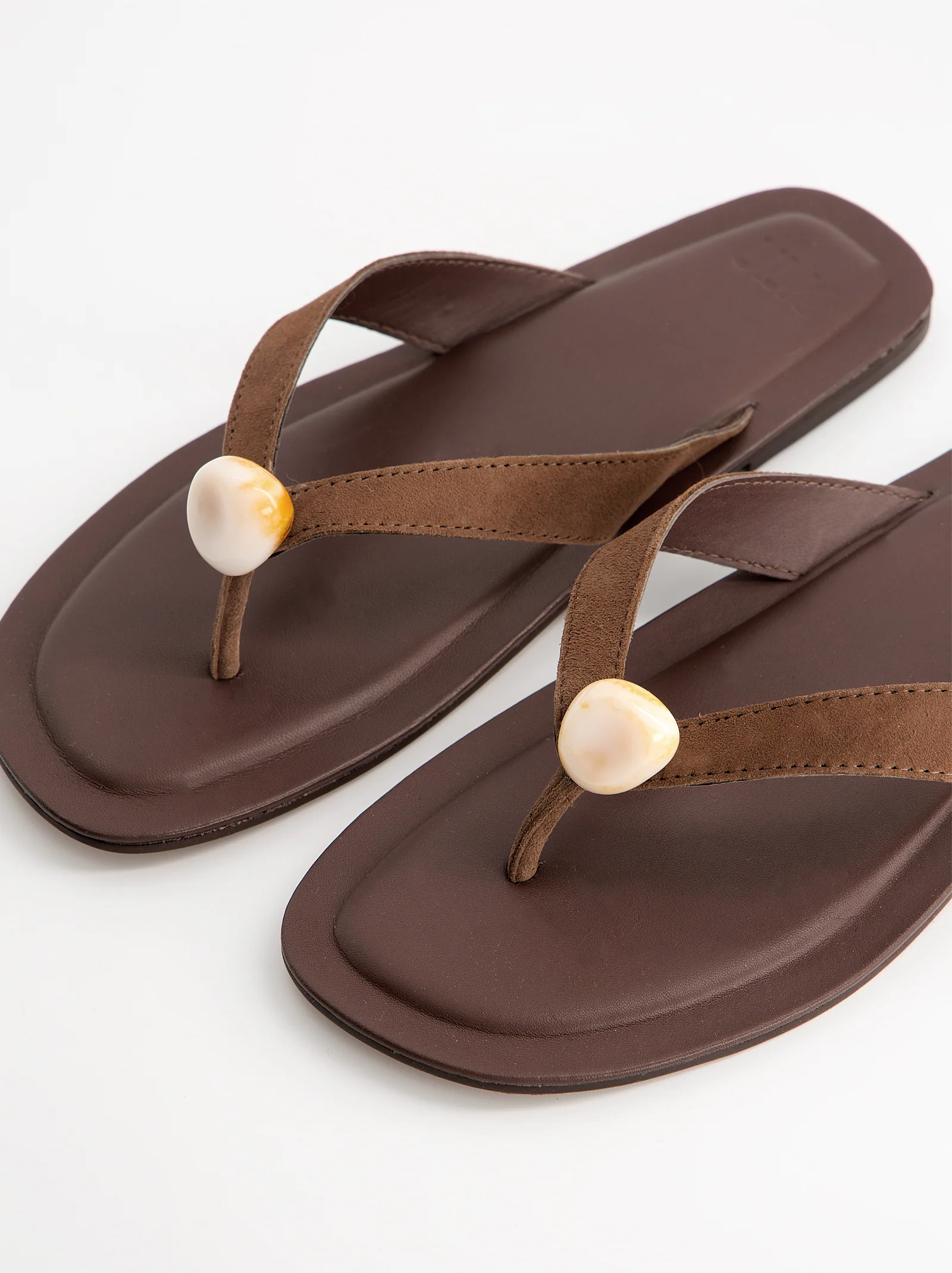 Sandalias de dedo en piel con detalle - Palm - Image 4