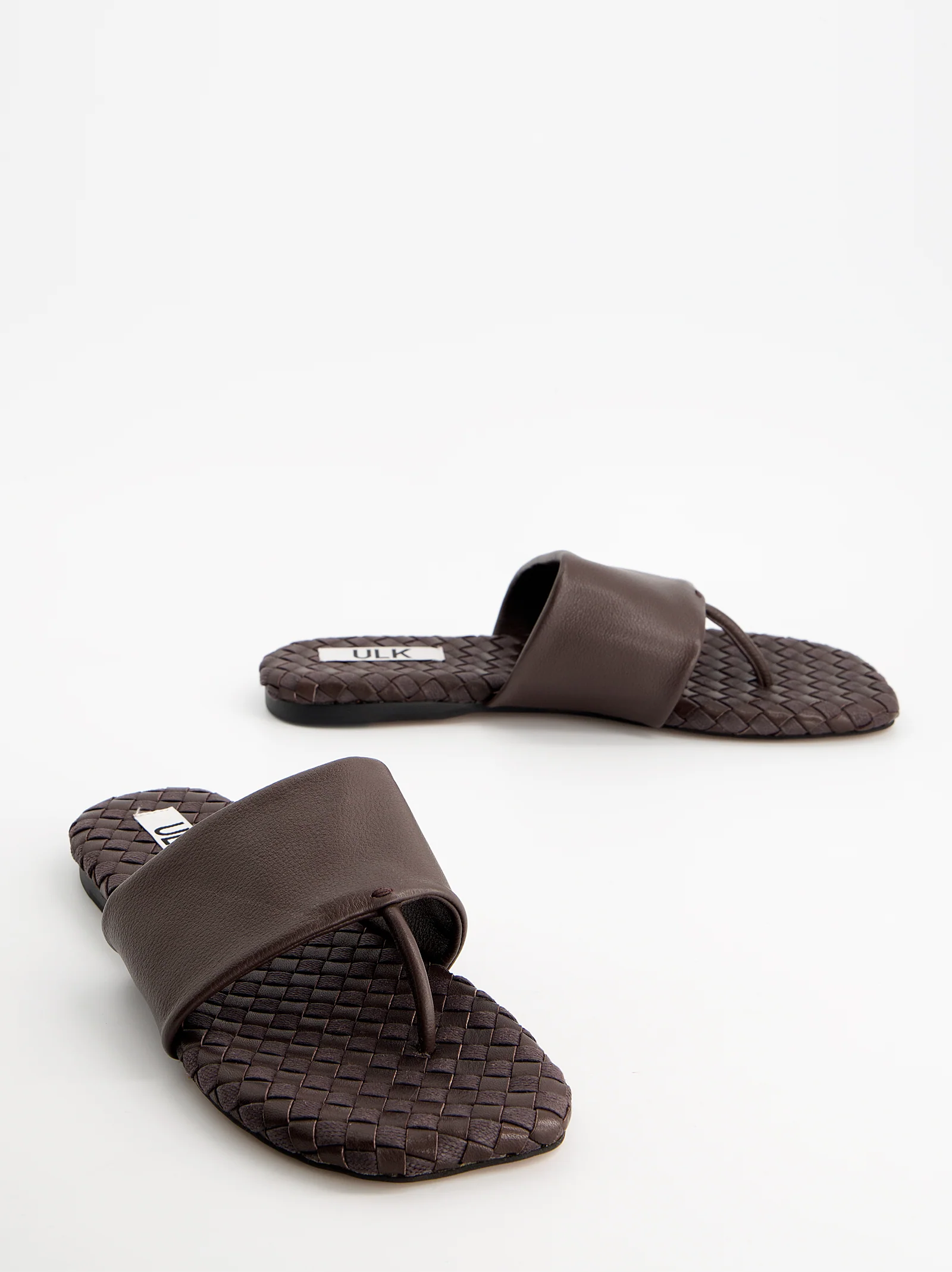 Sandalias de dedo y pala ancha en piel - Oasis - Image 3