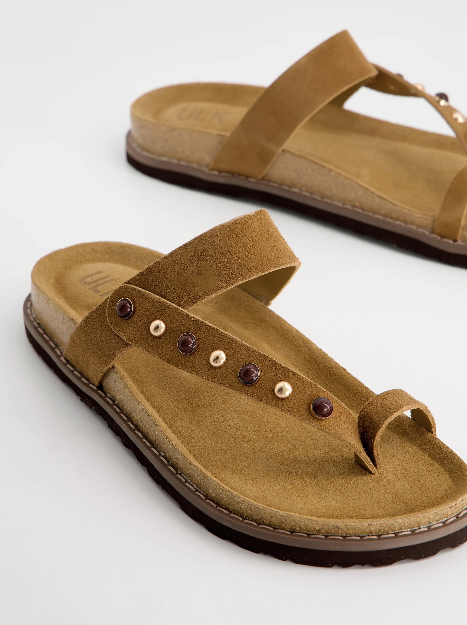 Sandalias en ante con detalles ornamentales - Kaia - Image 5