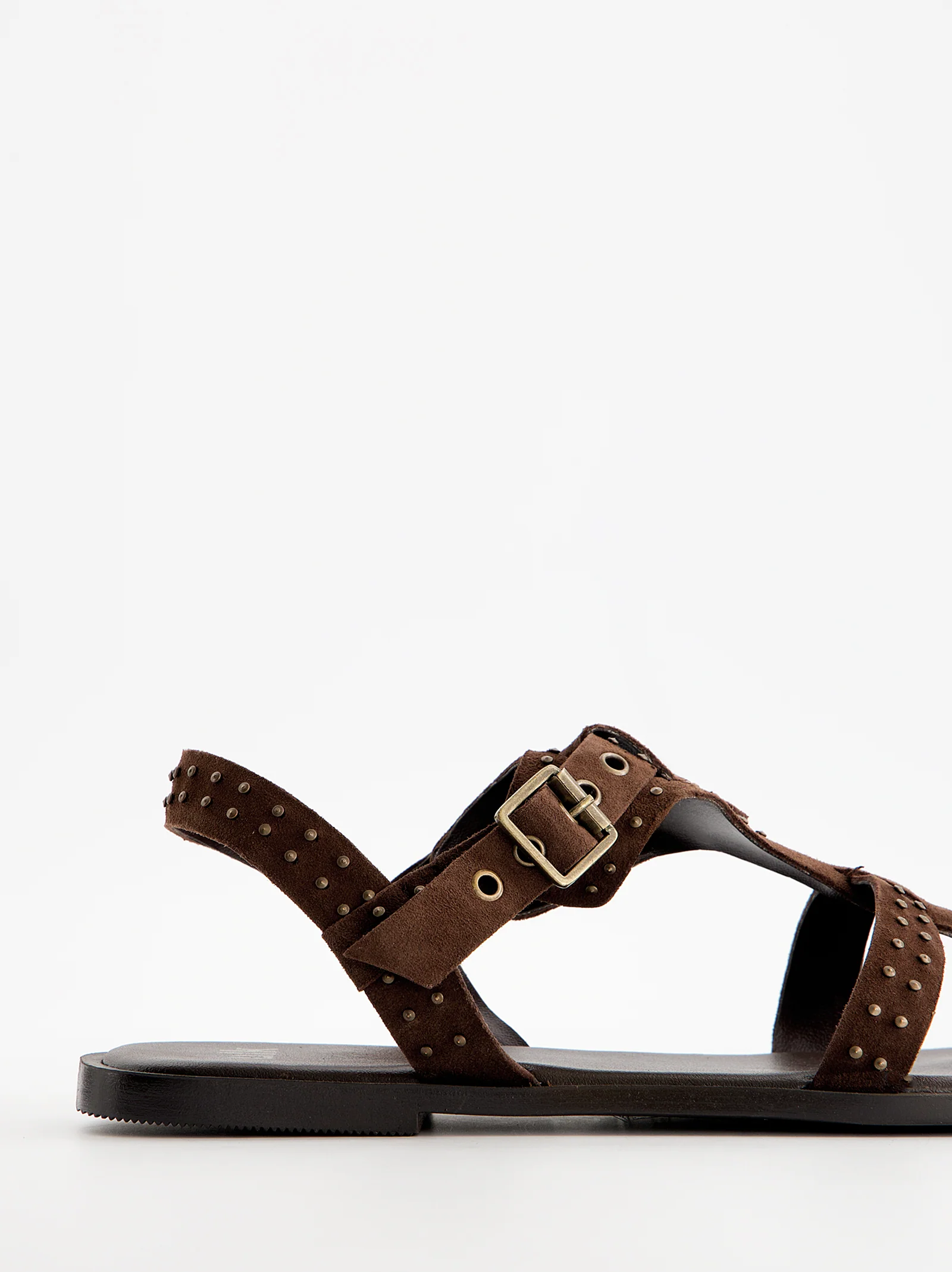 Sandalias planas de ante con tachas - Tine - Image 5
