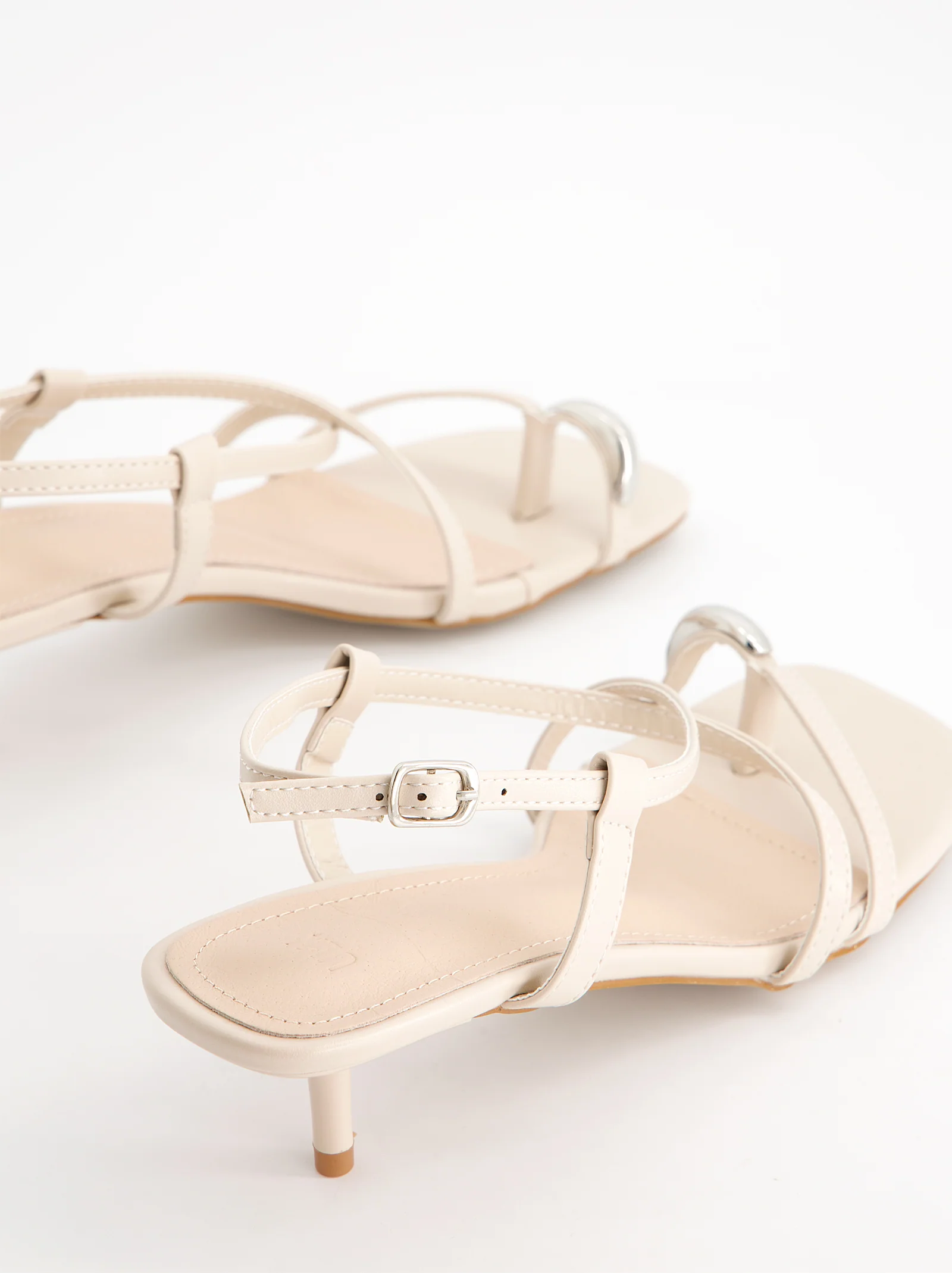 Sandalias tiras finas tacón bajo - Regee - Image 3