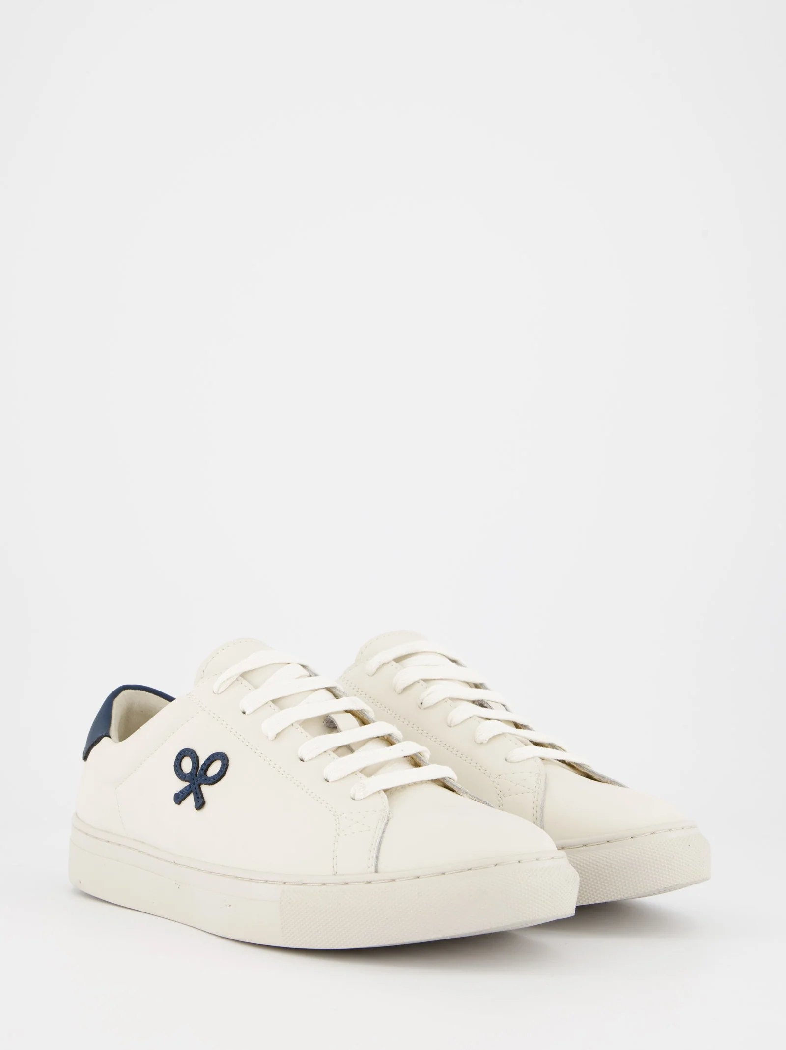 Zapatillas blancas clásicas Silbon - Image 3
