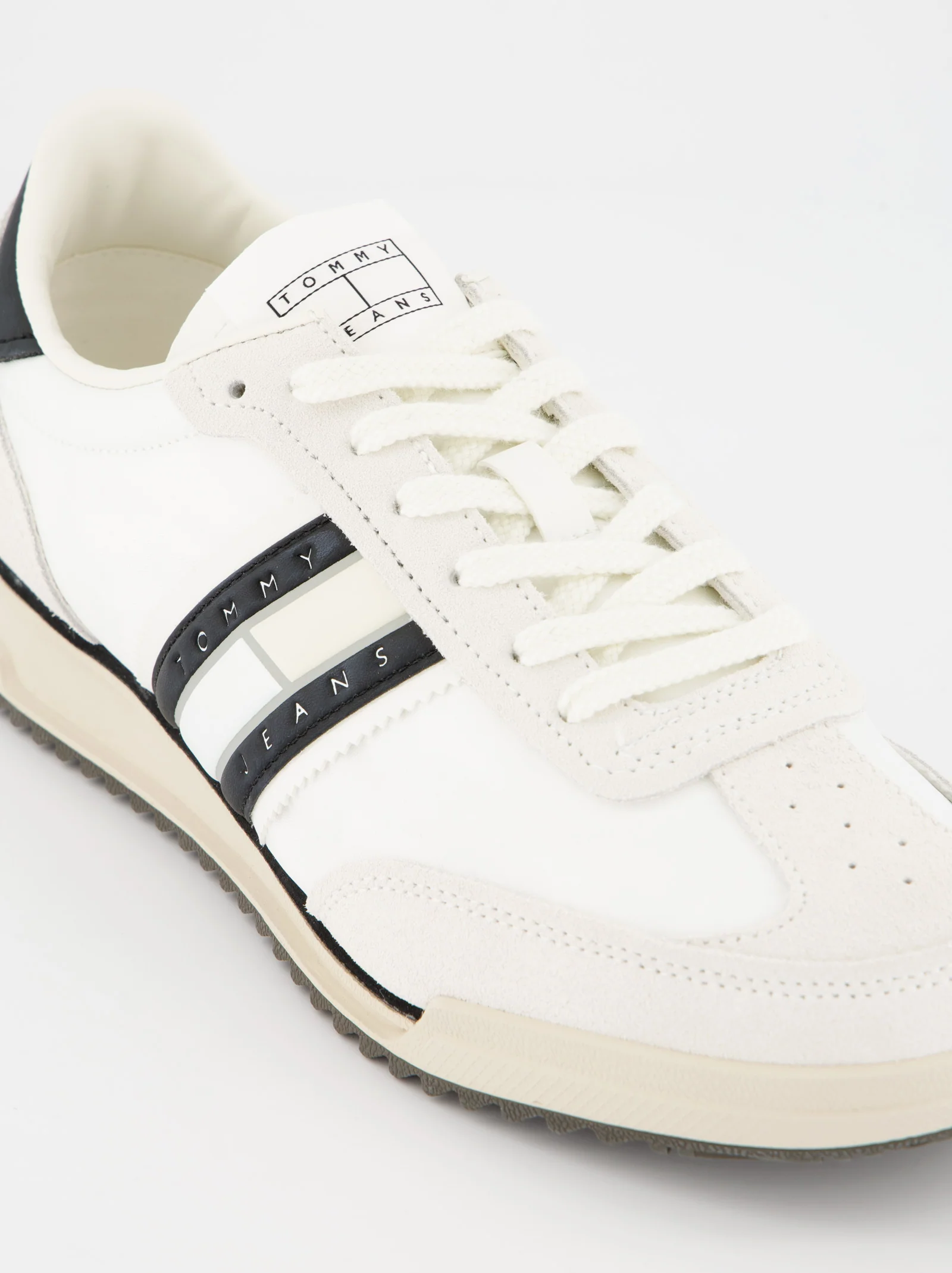 Zapatillas blancas running de piel Tommy Hilfiger - Image 3