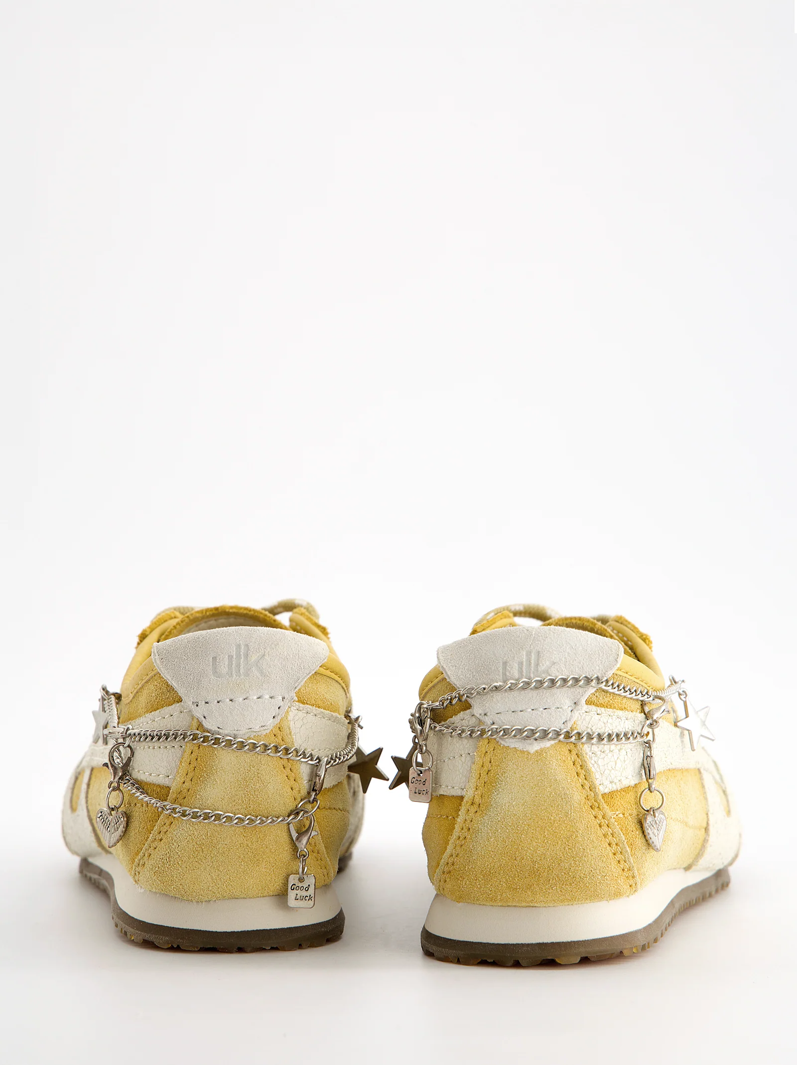 Zapatillas de ante vintage con charms - Onix - Image 5