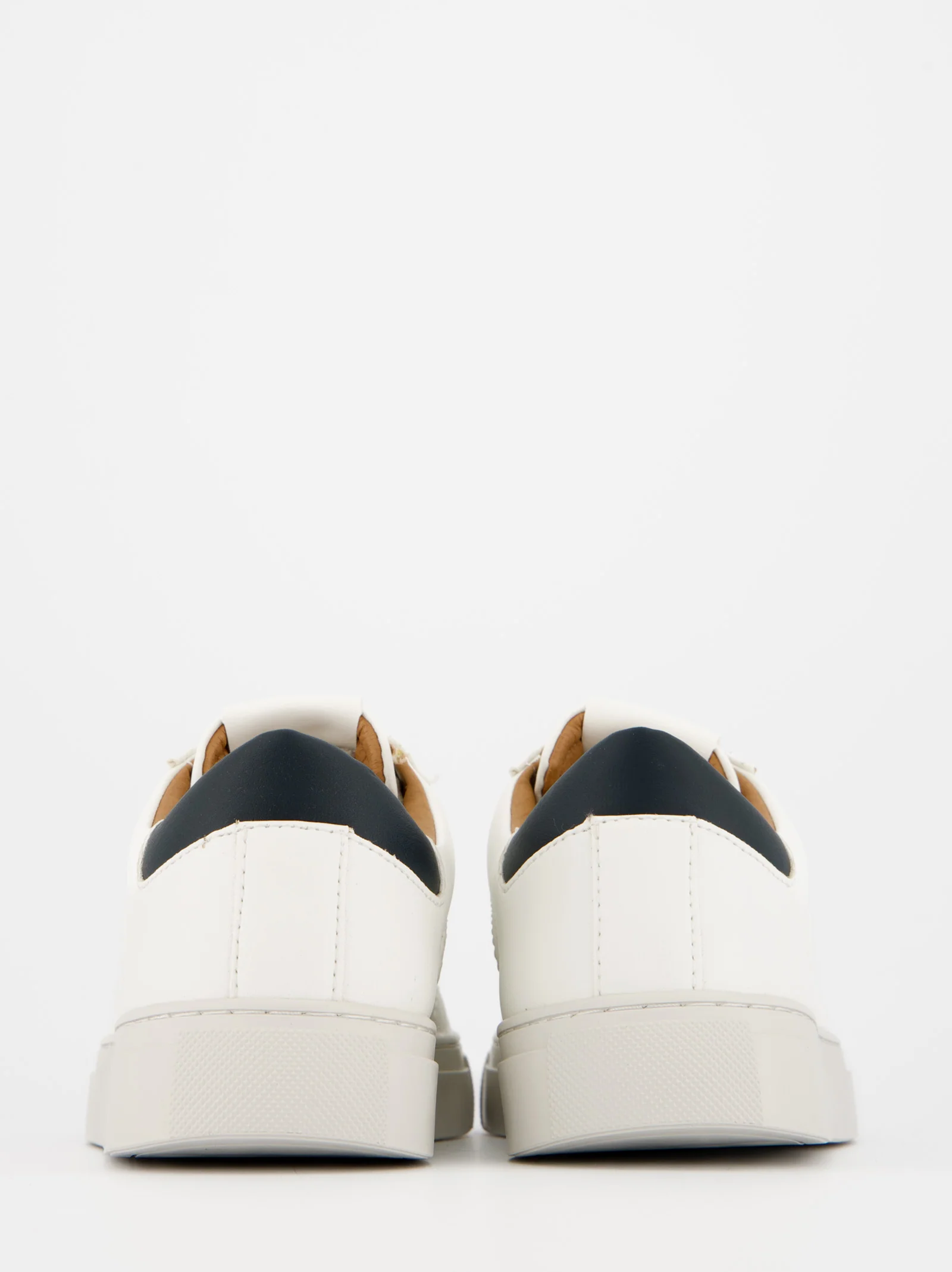 Zapatillas de piel con detalles en ante de Pepe Jeans - Image 5