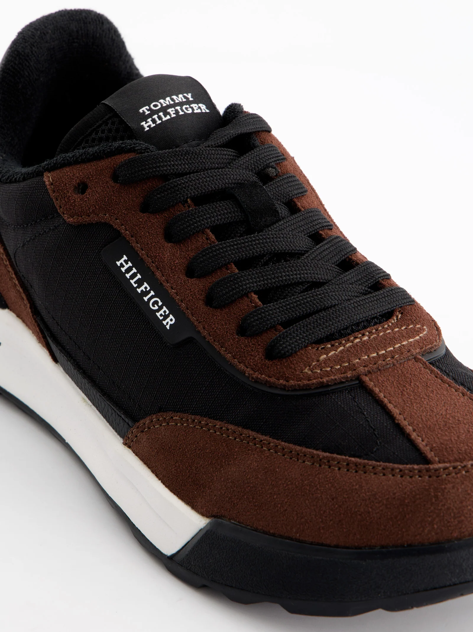 Zapatillas de piel para hombre - Tommy Hilfiger Retro Runner - Image 4