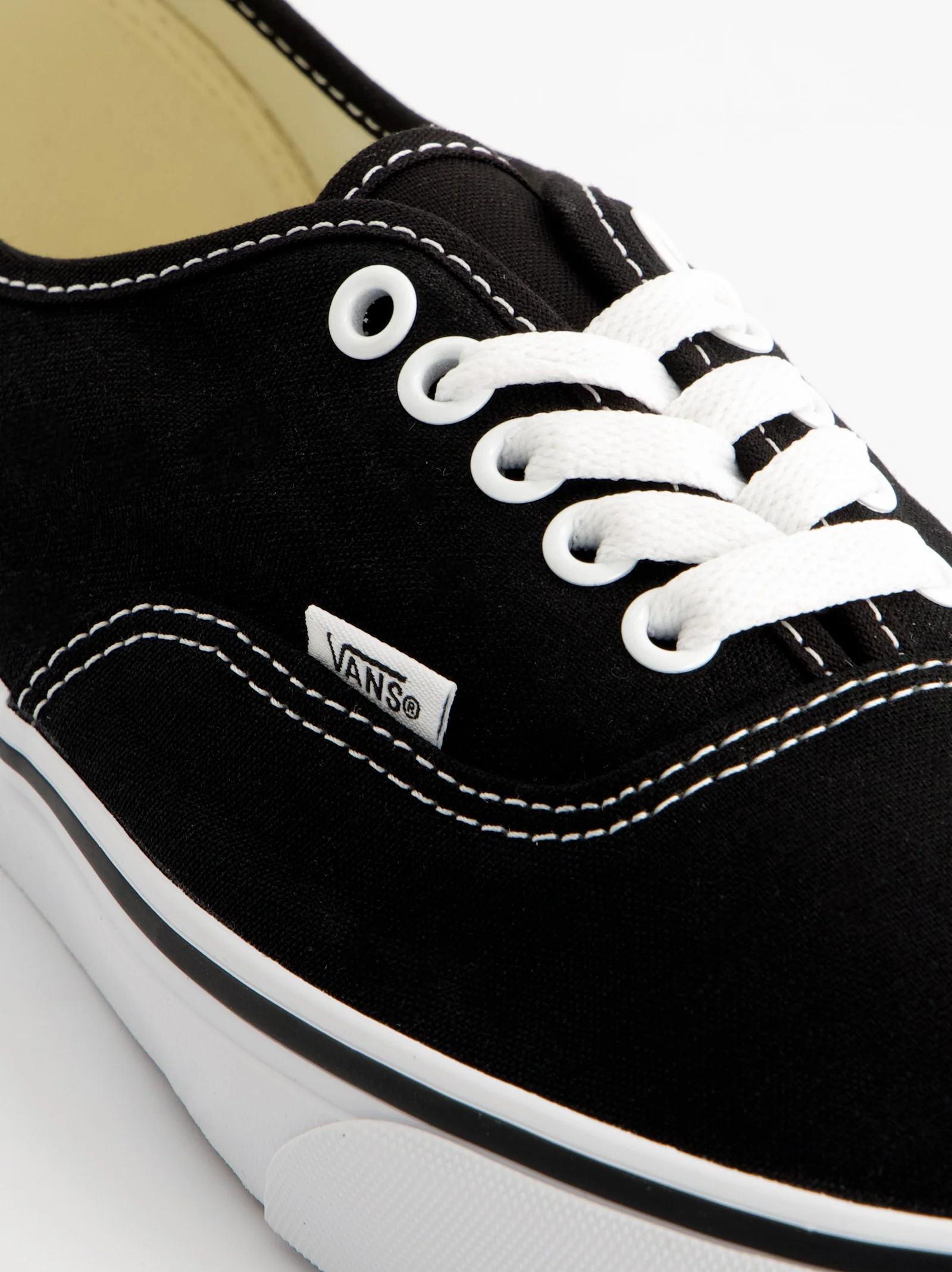 Zapatillas deportivas de caña baja - Vans Authentic - Image 4