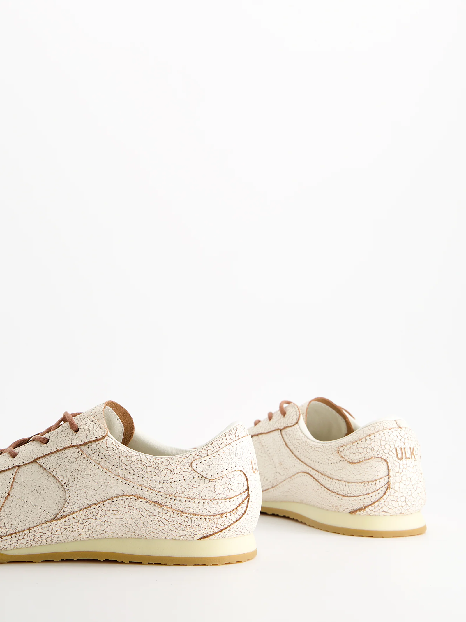 Zapatillas deportivas en piel craqueladas - Chambal - Image 3