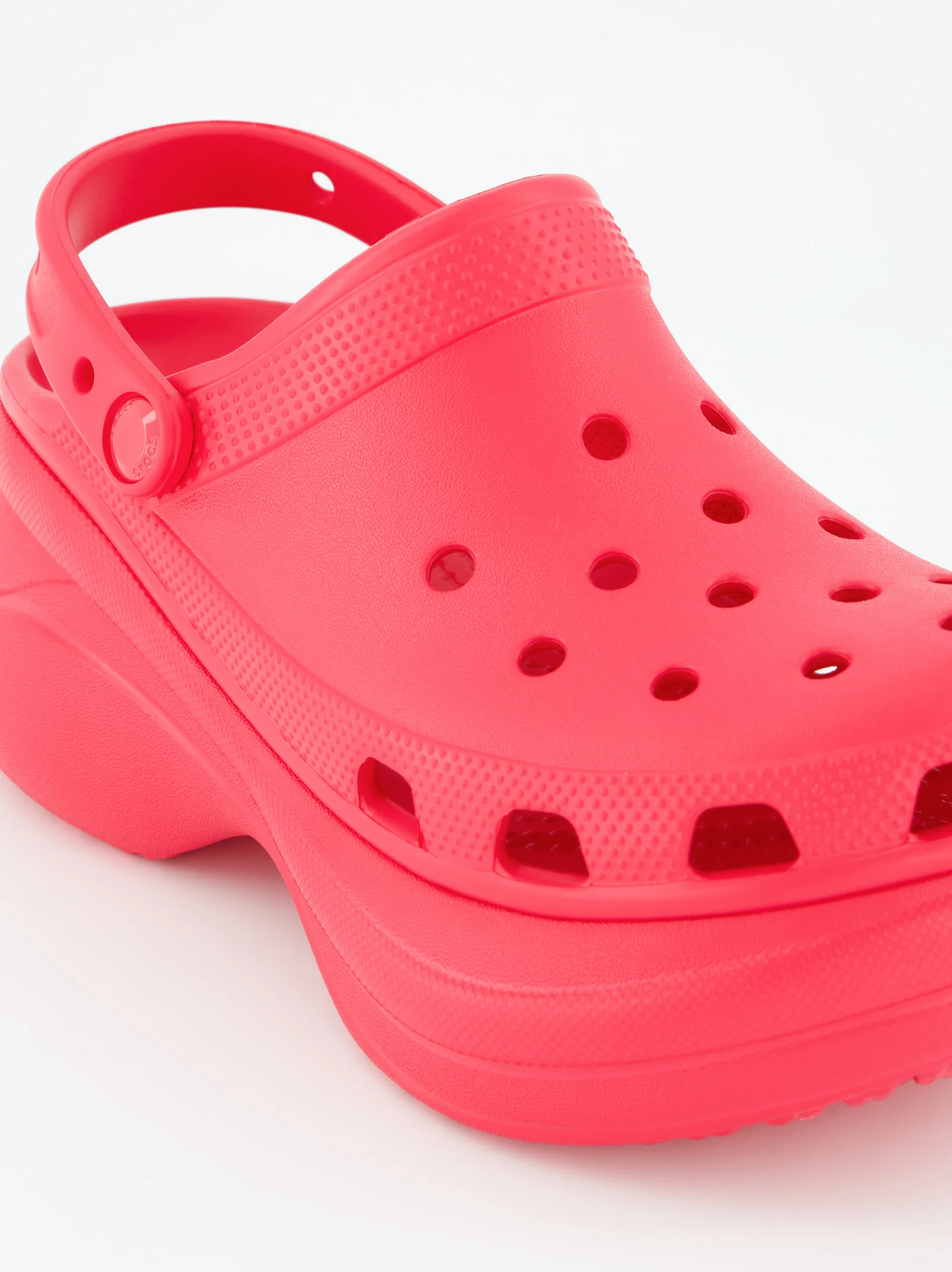 Zuecos de goma con plataforma Crocs Classic Bae - Image 3